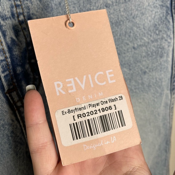 REVICE Ex-Boyfriend Player One Wash Distressed Jeans - Picture 6 of 11
